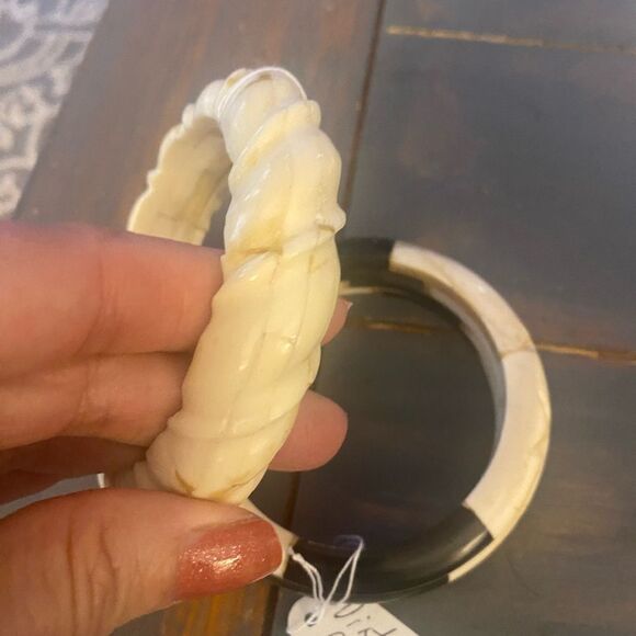 2 Vintage Carved Bone Boho Bracelets - Picture 4 of 6